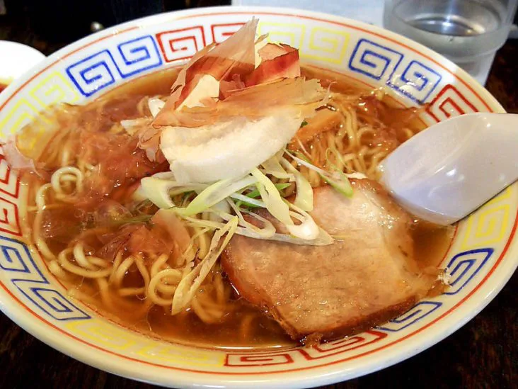 いせのじょうで醤油ラーメン 12