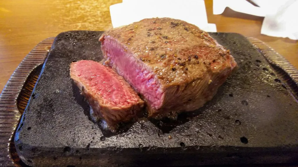 サーロインステーキをおしゃれな鉄板焼専門店でランチする「鉄板小町」 4