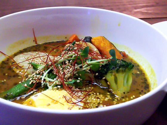 【閉店】MOICHIDO CAFE　DOKODA de Soup Curry 1